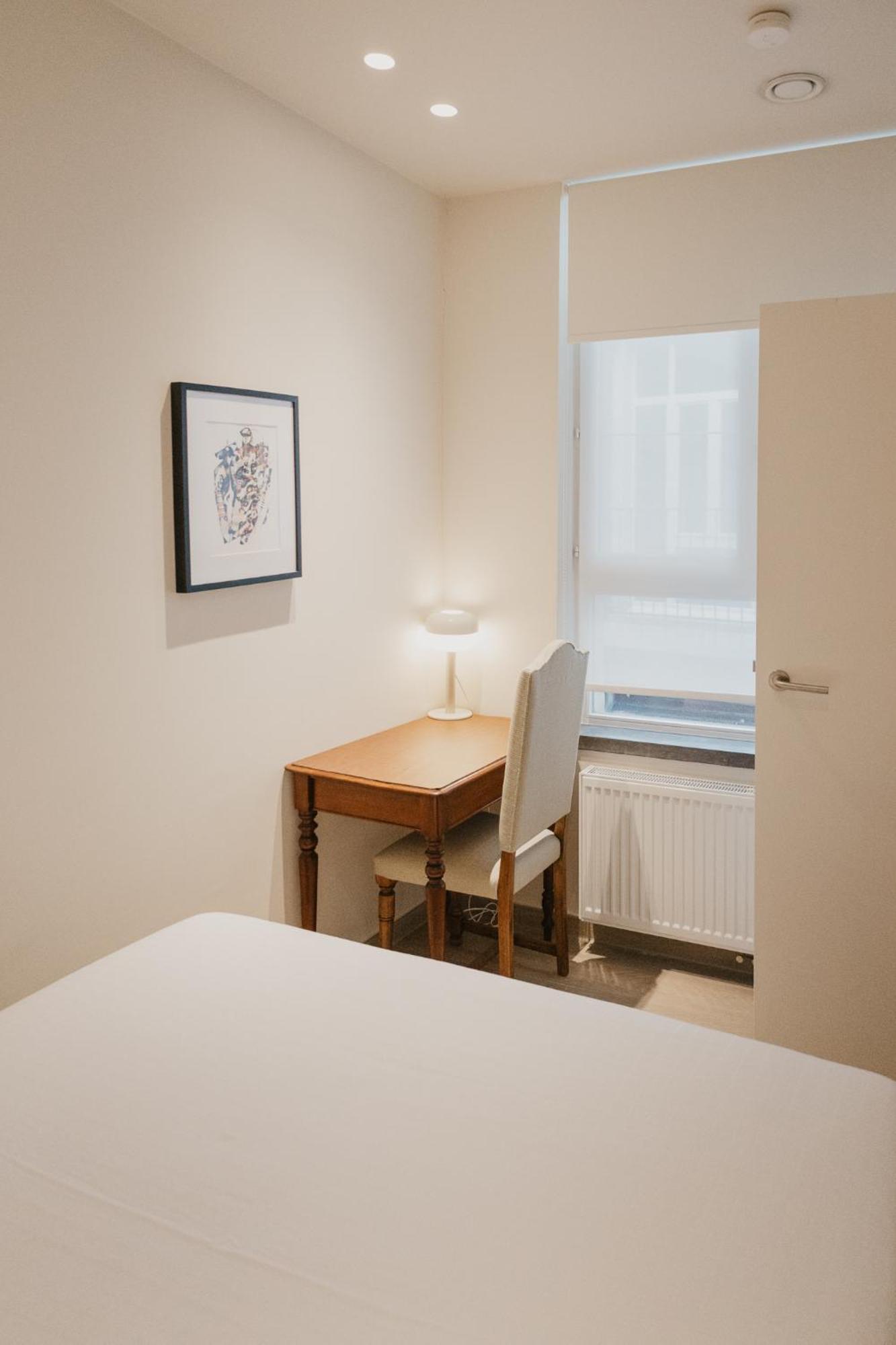 Blue Bird Apartment *