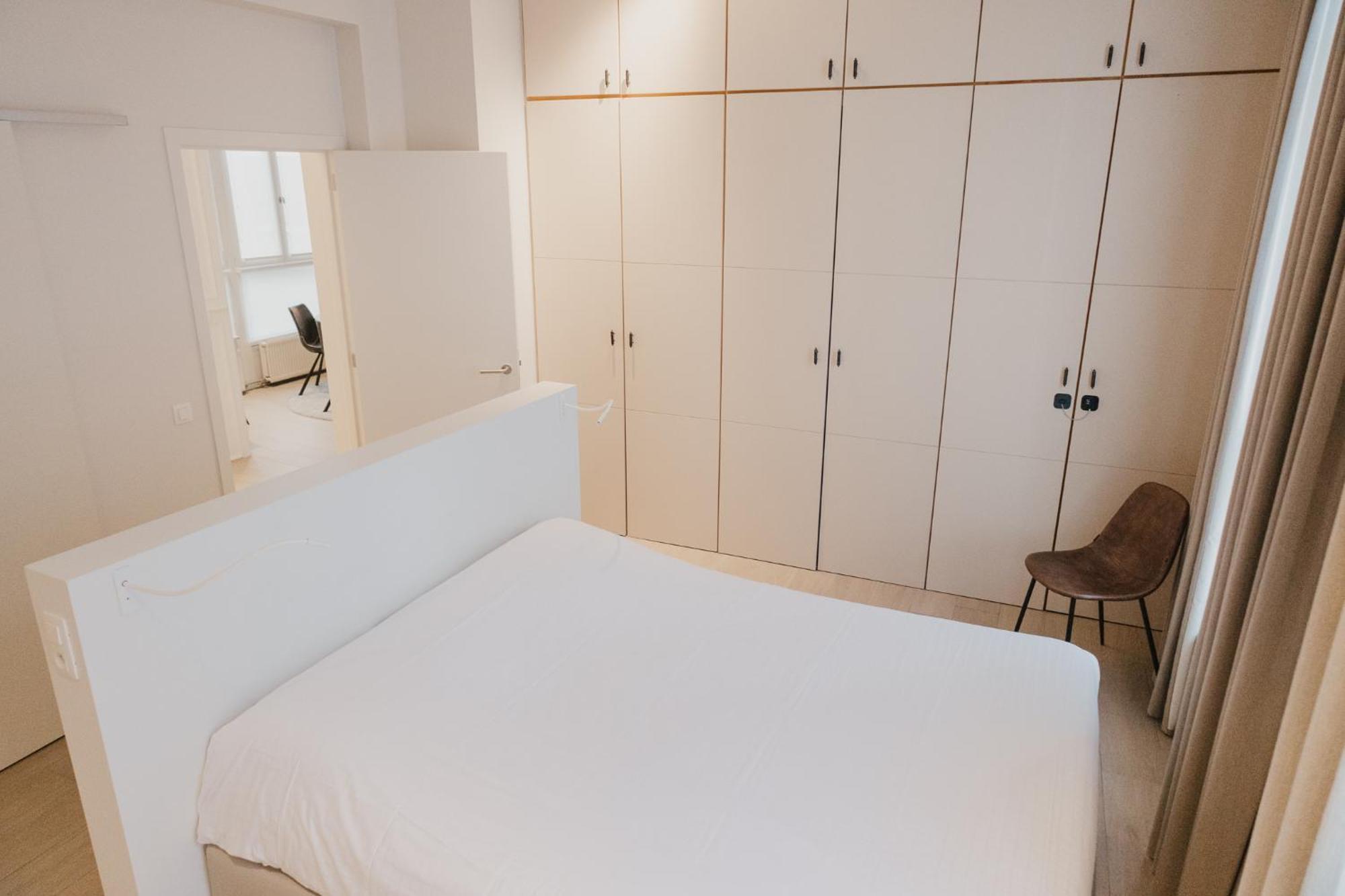 Blue Bird Apartment *